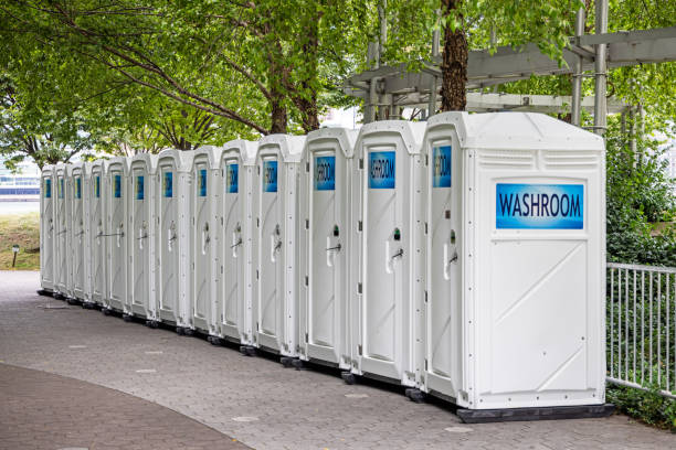 Best Portable bathroom rental  in Greenfield, IA